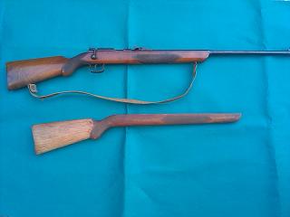 vendo carabina monotiro marca Tauler del .22 lr.
tambien tengo varios repuestos de cierre y otra culata 02