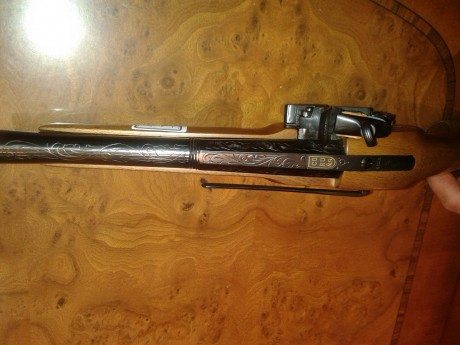 Buenas a todos. Hoy me han pedido que ponga a la venta algunas armas de un buen amigo que ya no esta.
Se 11