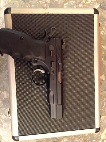 Se vende Cz 85 mas el kit del 22, muy cuidada poco uso con alza micrometrica en los dos calibres y gatillo 62