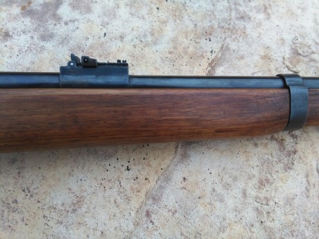 Vendo carabina DESTROYER en calibre 9 Para. con señales de uso. en perfecto funcionamiento, estriado brillante. 12