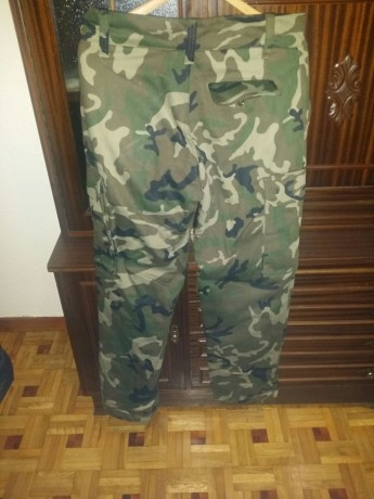 Hola a todosss, pues haciendo limpieza de armario ha aparecido este uniforme. Es el de invierno, acolchado, 20