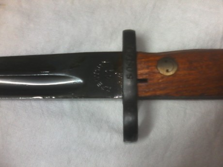 VENDO BAYONETAS AK 47 Y MAUSER YUGOSLAVO  (ESTAN EN VALENCIA)
AMBAS EN MUY BUEN ESTADO DE COSERVACION, 01