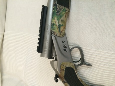 Vendo Bergara Apex Compac inoxidable y camuflaje con 2 Cañones uno 30.06 en inox A-416 con rosca y otro 01