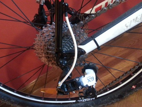 Hola tengo bici cogiendo polvo y necesito pistola 22lr estoy interesado en pardini sp. Firenwaun aw93. 01