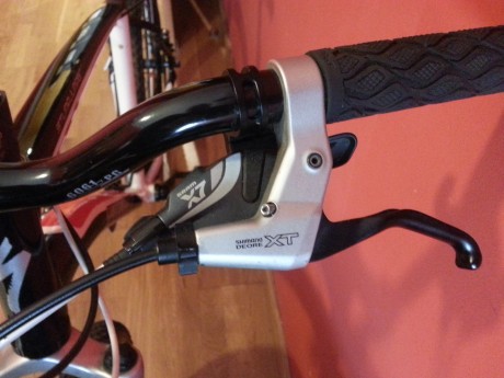 Hola tengo bici cogiendo polvo y necesito pistola 22lr estoy interesado en pardini sp. Firenwaun aw93. 00