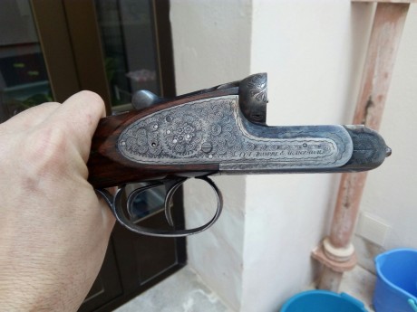 Vendo esta escopeta. Es una aya mod.117 expulsora, 71cms de cañon 3 y 1 solista concava, salida de gases,indicador 00