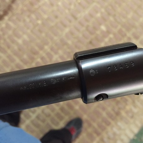 Buenas tardes:

Alguien me podría informar sobre este modelo de carabina, del calibre 22.LR?
Dicen que 02