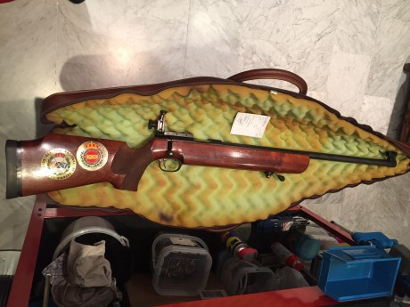 Buenas tardes:

Alguien me podría informar sobre este modelo de carabina, del calibre 22.LR?
Dicen que 00
