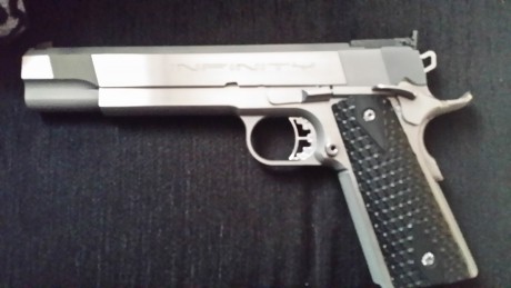 Buenas noches, compañeros.
Tengo a la venta una INFINITY SCEPTER 6" del 9mm.
Prácticamente nueva 01