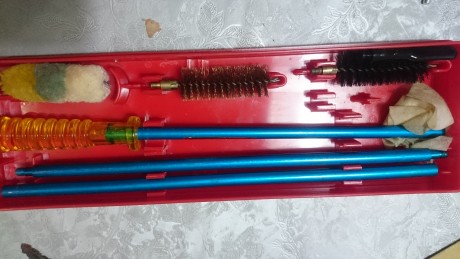 Vendo estuche para limpieza de cañon de escopeta,usado una sola vez,en perfecto estado y completo.
La 00
