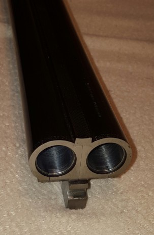 Vendo escopeta paralela Ego C/20-76. *** y *
Maderas preciosas y veteadas.
Detalles en los acabados. Culata 21