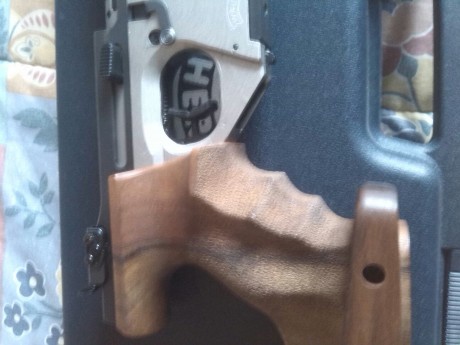  IMGP8671.JPG VENDO WALTHER EXPERT    IMPOLUTA   POR 800 EUROS PORTES INCUIDOS  

CON TODOS SUS ACCESORIOS 80