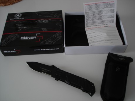 Los reyes magos me han traido una navaja muy parecida a una que ya tenia , Asi que he decidido venderla 00