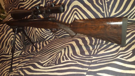 Pongo a la venta expectacular rifle Remington seven cal. 300wsm con las maderas de nogal turco personalizadas 12