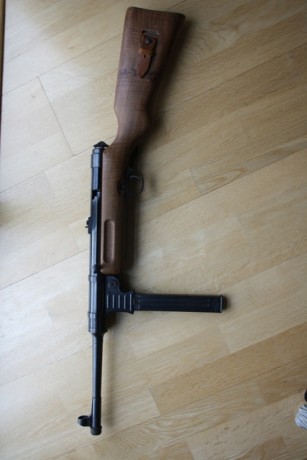 Hola buenas tardes a todos.
Recientemente he adquirido un su fusil Shmeisser MP41 del calibre 9mm está 72