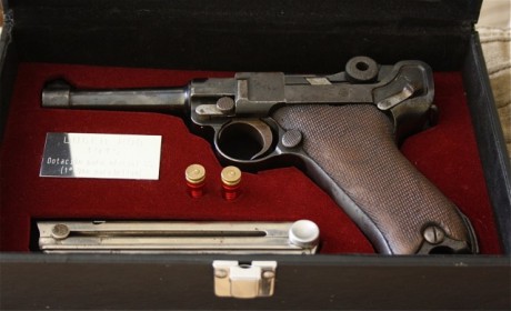 Hola buenas tardes a todos.
Recientemente he adquirido un su fusil Shmeisser MP41 del calibre 9mm está 112