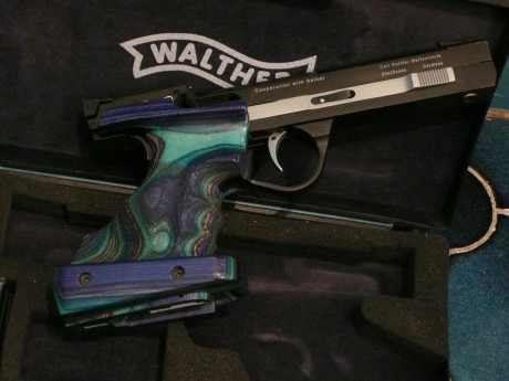   La pistola ESTÁ VENDIDA, gracias a los interesados y al foro por el espacio facilitado.   
_______________________________________________________________
Buenas 80