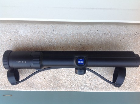 Hola, vendo visor Zeiss Classic 1.1-4x24 de carril en perfecto estado. Está en Madrid y su precio son 00