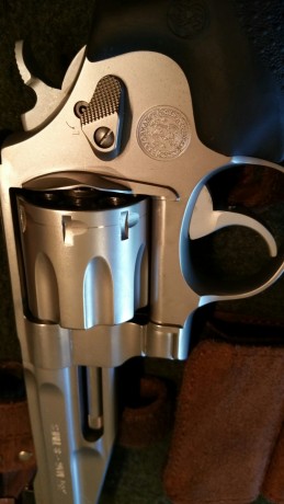Hola Compañeros.
Por motivos de dejar la afición del tiro vendo todas mis pistolas.
En este caso es un 01
