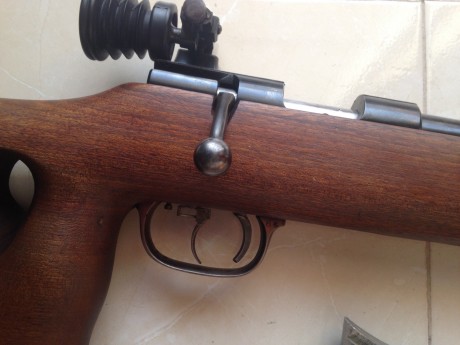 Carabina del 22 para br 50 o carabina match,su peso es de 5 k ,cañon de 70,lleva diopter y está hecho 01