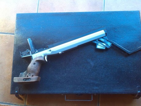 vendo  FEINWERKBAU MODELO   100   DEL 4,5

EN PERFECTO ESTADO Y PRECISION BRUTAL    

400 EUROS CON MALETIN 11