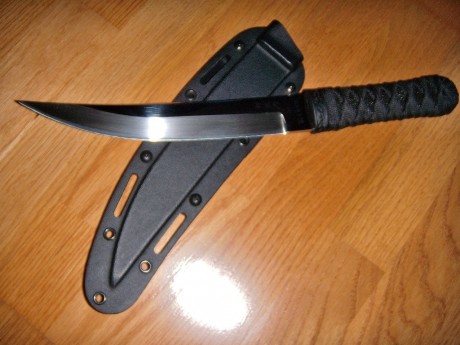Cuchillo táctico de la prestigiosa firma norteamericana CRKT (Columbia River Knife Tool) modelo 2915 Shinbu. 10