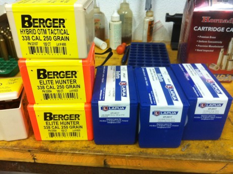 Vendo unas puntas del 338
Tres cajas, de 250 gr , lapua scenar
Dos de berger hunter de 250gr
Una de berger 00