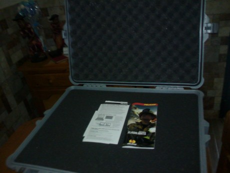 Se vende maleta peli 1600, con dos juegos de esponjas peli nuevas ( no recortadas ), una recortada para 01