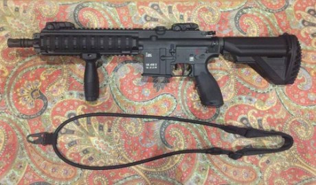 carabina calibre 22 lr , marca HK . modelo 416d , modelo cañon corto , como nuevo muy poco uso , se incluyen 01