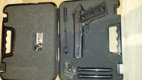 Hola vendo mi taurus del 45acp, en perfectisimo estado,solo lleva 150 disparos.
Lo entrego como se ve 02
