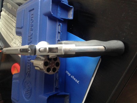 VENDIDO Smith&Wesson .357 magnum modelo 686 cañón de 6".
Guiada en F en calibres .357" y 00
