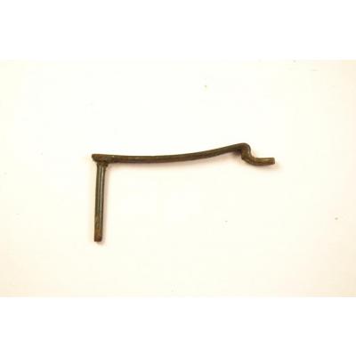 Hola a todos.
Busco un par de pequeñas piezas para el Mosin Nagant 91/30.
Se trata de un tornillo para 00