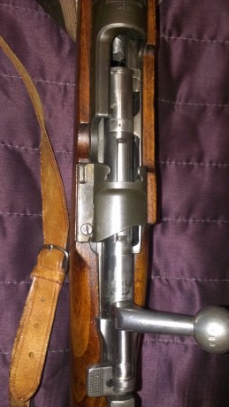 Se vende rifle Husqvarna ( Carls Gustav) calibre 6,5 X 55. Es una carabina muy precisa de cerrojo.Tiene 02