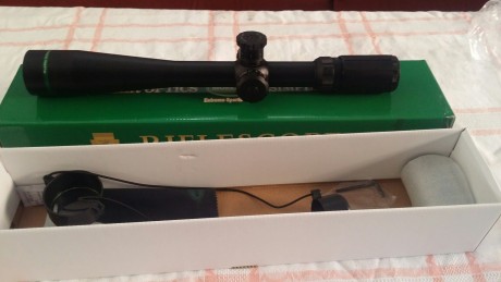 Vendo visor Mueller 8-32X44 Nuevo sin USAR 

310 portes incluido si ay que enviar. 320 con anillas incluidas
300 01