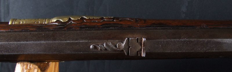 Hola, voy a intentar poner unas fotos de este arma que he encontrado mirando por la web. Es un rifle rapido 90