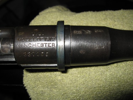 Hola

Vendo un fusil militar Enfield P-17 en 30-06 Fabticado por Winchester,en la parte delantera del 150