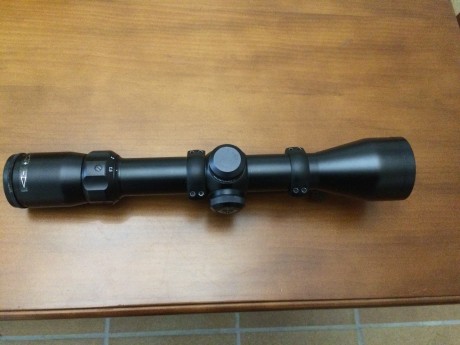 Vendo este Bushnell Trophy 1.5-6x44 tubo de 30mm.
Esta perfecto sin marcas ni golpes, no tiene señales 02