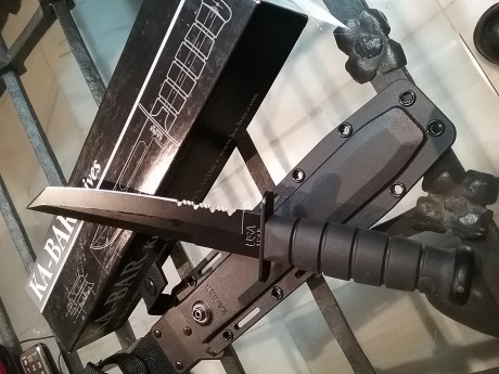 Cambio dos lamparas de mecha antiguas de señalizacion de un buque en muy buen estado con mecha, liquido...!!

Ideales 130