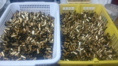 Hola,vendo vainas del calibre 40 de varias marcas,dispongo de 2180 con un solo disparo y 1630 con dos 00