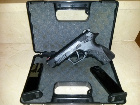 VENDO PISTOLA GRAN POWER K100 9mm en perfecto estado.
Está prácticamente sin estrenar y totalmente impecable, 00