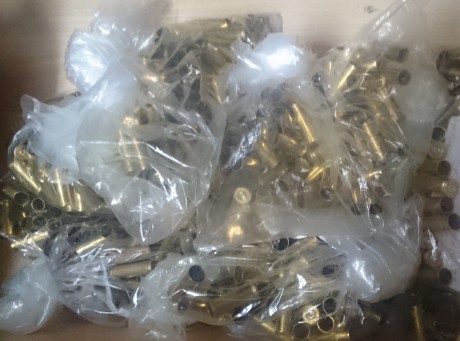 Se venden 1000 Vainas vadcutter de G.F.L . 1 solo tiro y lavadas. Estan en Madrid.. Tambien cambiaria 00