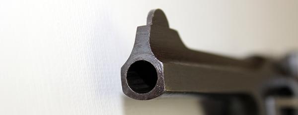 me voy a comprar un revolver webley Mk IV 38/200 war finish, cañón de 5" (creo), esta en un estado 30