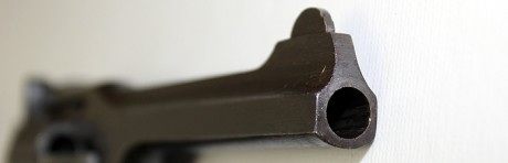 me voy a comprar un revolver webley Mk IV 38/200 war finish, cañón de 5" (creo), esta en un estado 41