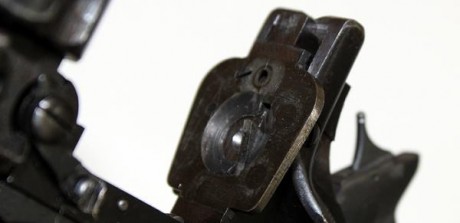 me voy a comprar un revolver webley Mk IV 38/200 war finish, cañón de 5" (creo), esta en un estado 61