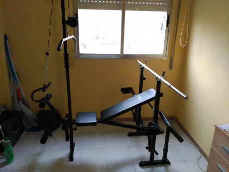 Buenas tardes, vendo este banco multiestacion nuevo a estrenar. Completamente nuevo, regalo barra. Precio 02