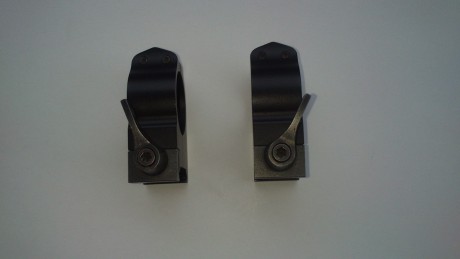 VENDIDAS, muchas gracias

 anillas  altas desmontables Warne maxima para visores de 26mm. valen para carriles 00