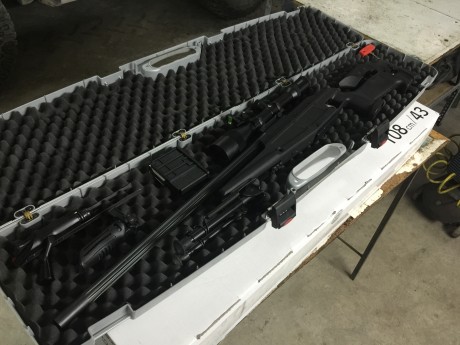 Pues que vendo conjunto de rifle blaser SLR2 en calibre 300wm con cañón ( jagmatch )acanalado de 26" 51
