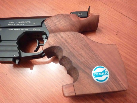 Hola a todos,

Pongo a la venta esta pistola de precisión TESRO TS22-3 en calibre 22LR con apenas disparos 91