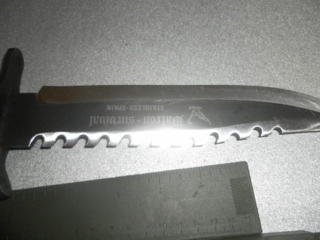 vendo cuchillo falcon survival. cuchillo de supervivencia con accesorios en la funda de camuflage . tirachinas 00