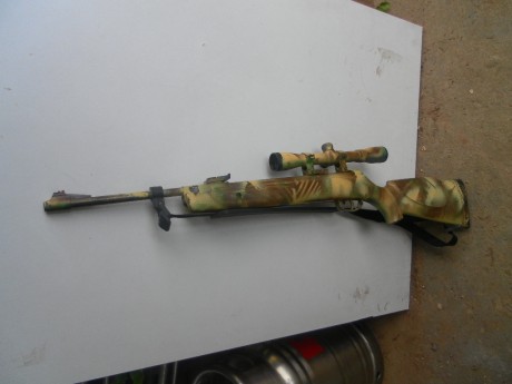 vendo carabina gamo shadow 100 del 4,5 pintada por mi en camuflage , tiene el cañon cortado pero funciona 01